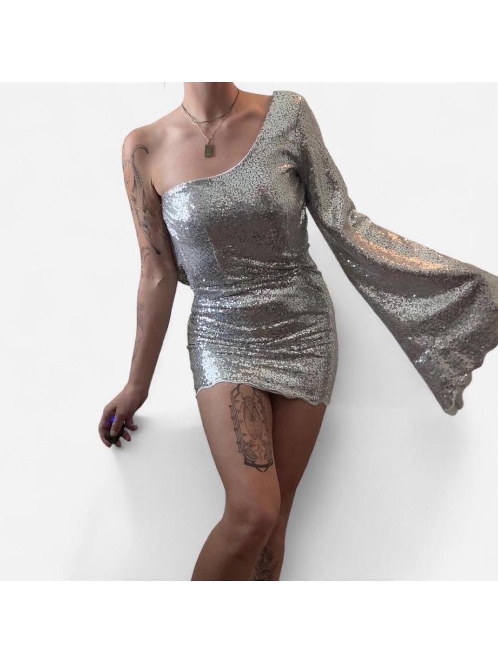 One shoulder mini dress with scalloped hem, stretchy fabric